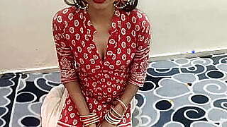 Desi Indian village bhabhi ne khula parlour officer ko Rishwat na Dene par aapni gaand marwai xxx Hd in Hindi audio