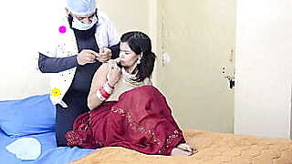 Full Body Checkup Ke Bahne Doctor ne Bhabi Ki Chut Chuda Kiya with Hindi Audio