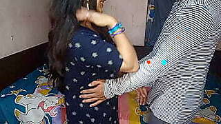 नेवली मैरिड कपल्स ऑफिस से आकर सीधा बीवी को चोदा