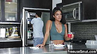 Stepsister let'_s stepbrother use her however he wants