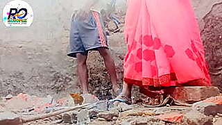 Bhabhi ne hathori se chudvai karne ke baad nahi Man bhare to Apne devar se gand marai