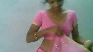 Cute Indian Desi Girl in Pink Saree Sucking and Fucking