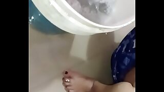 Dimpi showing her pussy