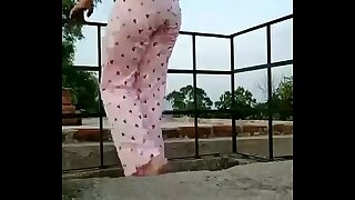 Indian Desi bhabhi outdoor fun