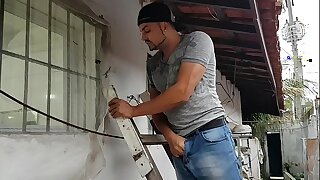 Espiando minha vizinha tomar banho !!! Ela me pegou  !!! Gostou e me chamou para entrar ( Paty Bumbum - Juninho gogoboy - El Toro De Oro )