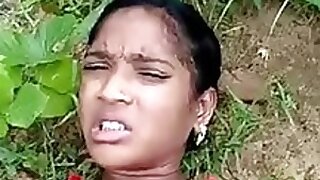 Aurat ke nakhre  jungal main