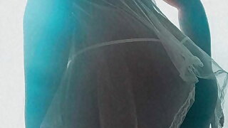 Anni Ilaria fucks her Virgin brother-in-law