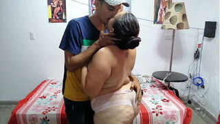 me follo al amigo de mi esposo mientras el no se encuentra en casa